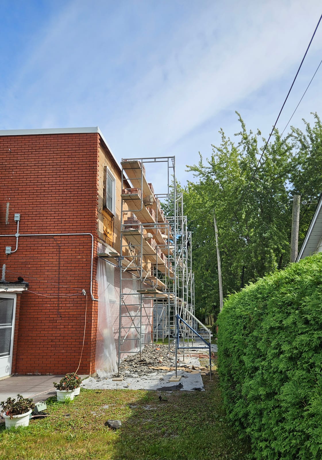 Mur de brique en chantier