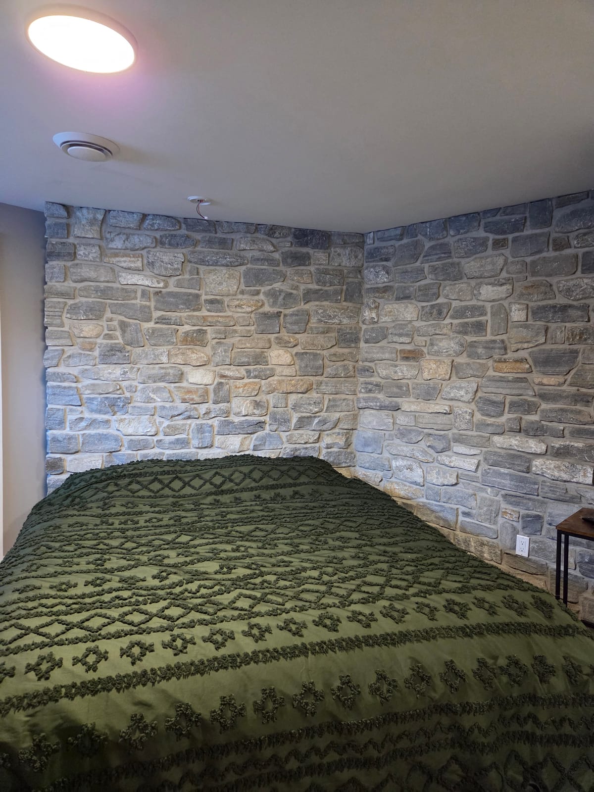 Mur de pierre intérieur
